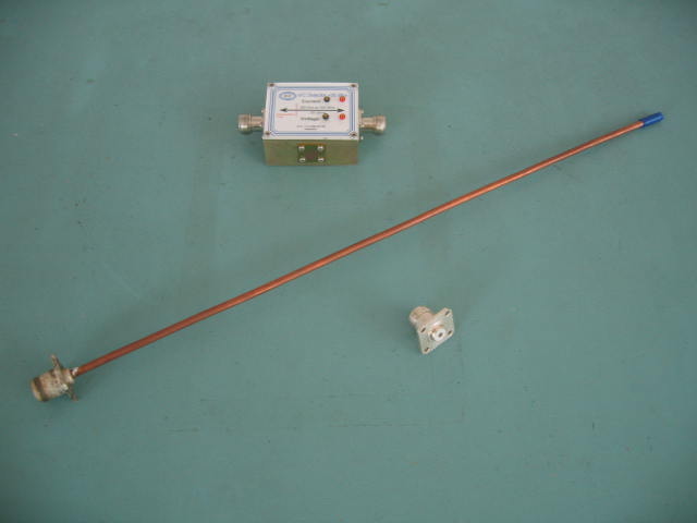 [Photograph showing V/C Detector, antenna and modified connector]